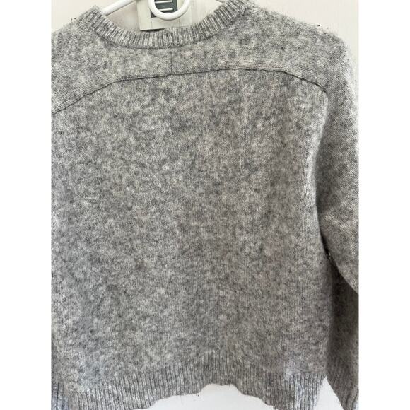 J Crew Reimagined By Womens L Light Gray Cropped Crewneck Sweater Pullover - Picture 6 of 6